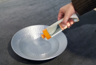 飲み物や食べ物の汚れ